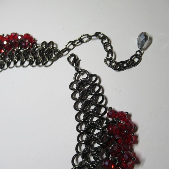 Chainmail Necklace & Earrings Set Silver with Red Beads Choker Collar Dangle - Picture 10 of 16